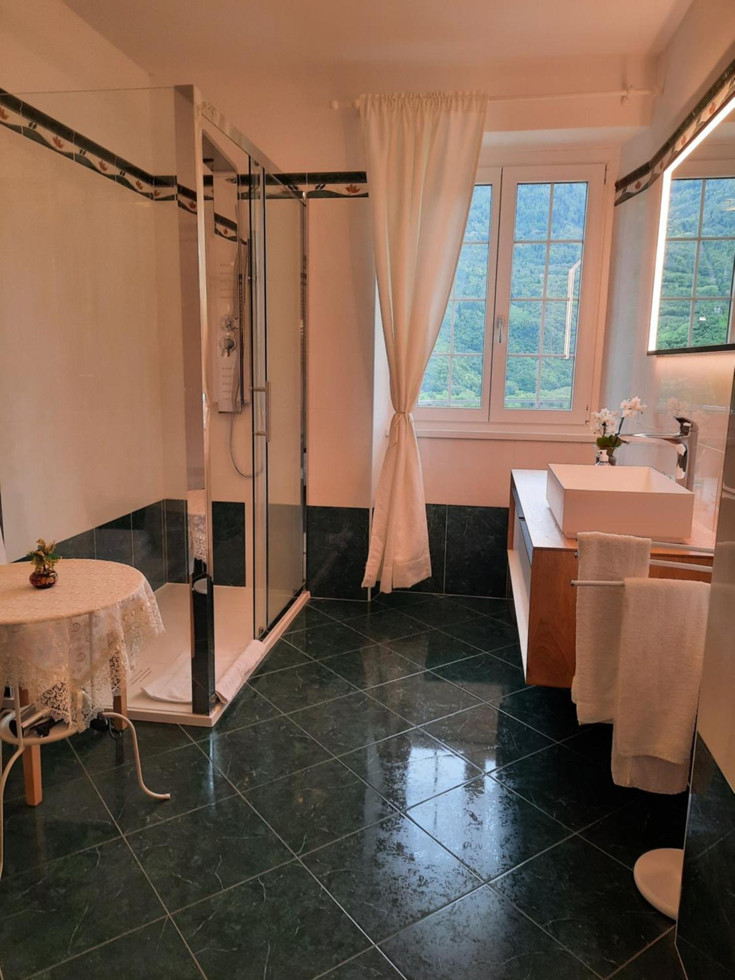 B&B Il Grappolo Bianzone Ngoại thất bức ảnh
